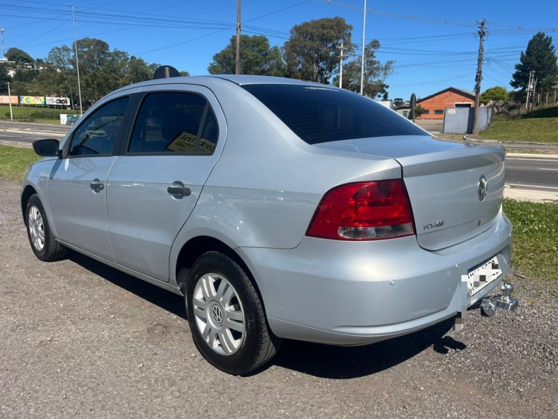 VOYAGE 1.6 MI 8V FLEX 4P MANUAL - 2011 - FARROUPILHA