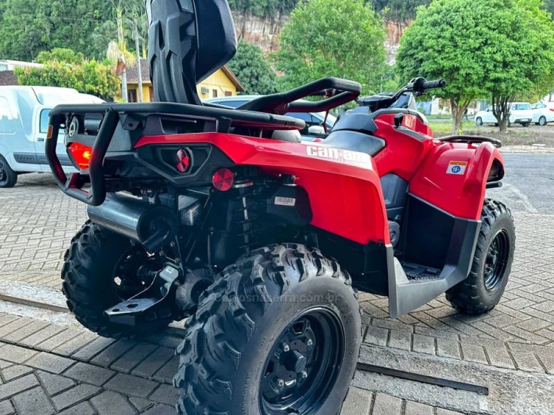 OUTLANDER 570 - 2023 - TRêS COROAS