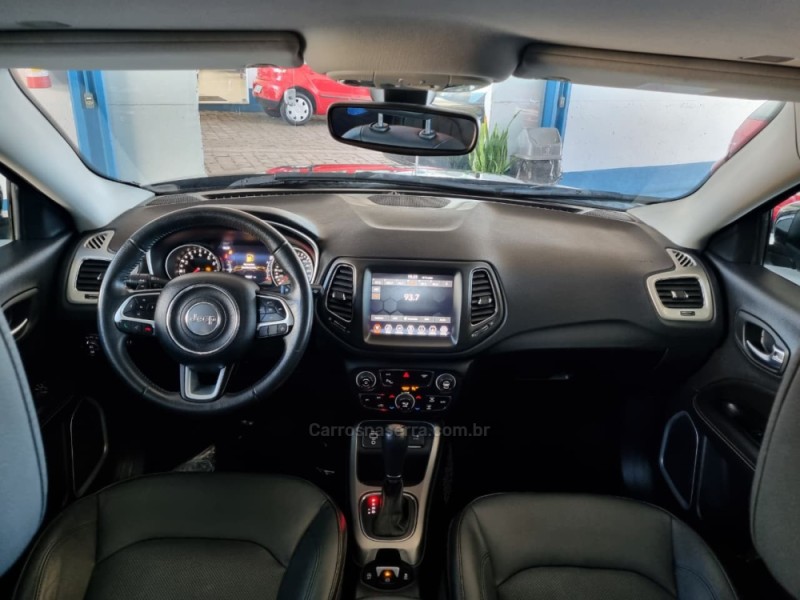 COMPASS 2.0 16V FLEX LONGITUDE AUTOMÁTICO - 2019 - VACARIA