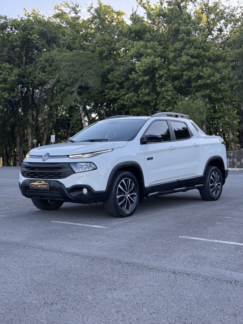 TORO 2.0 16V ULTRA 4X4 AT9 DIESEL 4P AUTOMÁTICO