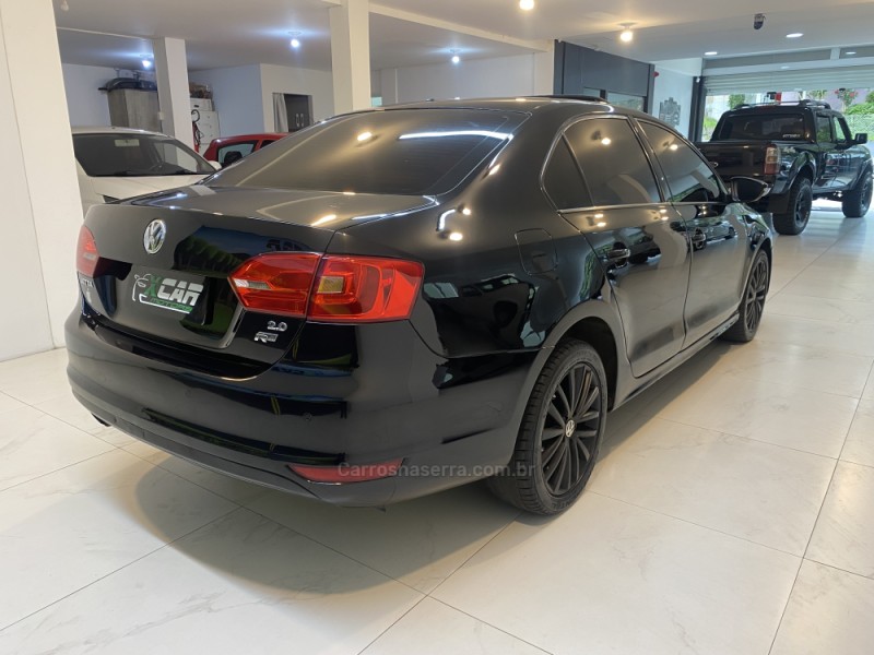 JETTA 2.0 COMFORTLINE FLEX 4P TIPTRONIC - 2012 - BENTO GONçALVES