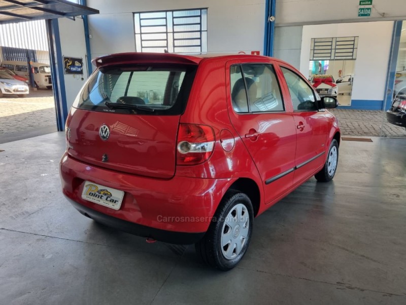 FOX 1.0 MI TREND 8V FLEX 4P MANUAL - 2009 - VACARIA