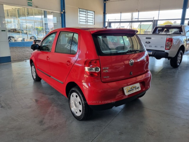 FOX 1.0 MI TREND 8V FLEX 4P MANUAL - 2009 - VACARIA