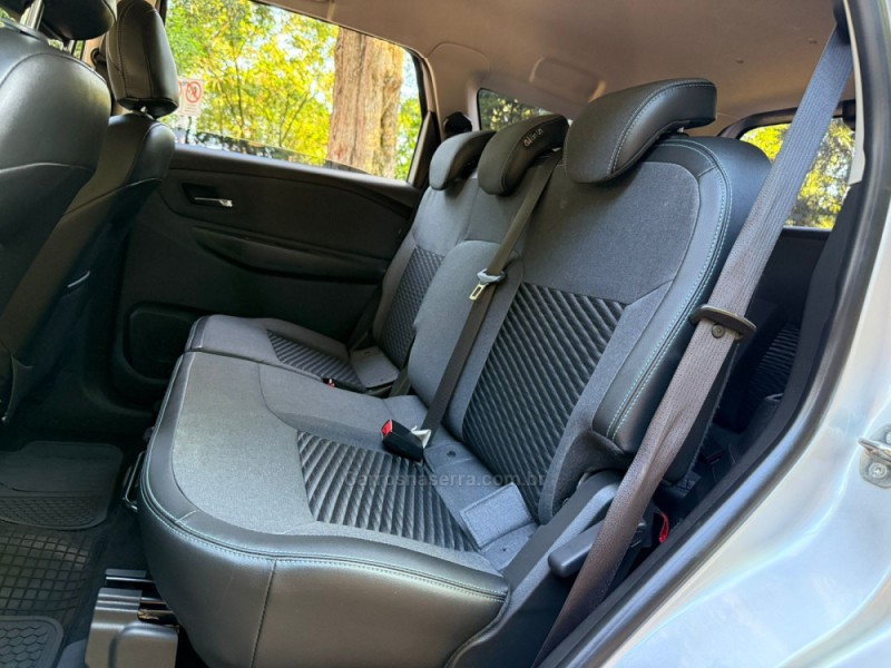 SPIN 1.8 8V ACTIV7 FLEX 5P AUTOMÁTICO - 2023 - DOIS IRMãOS
