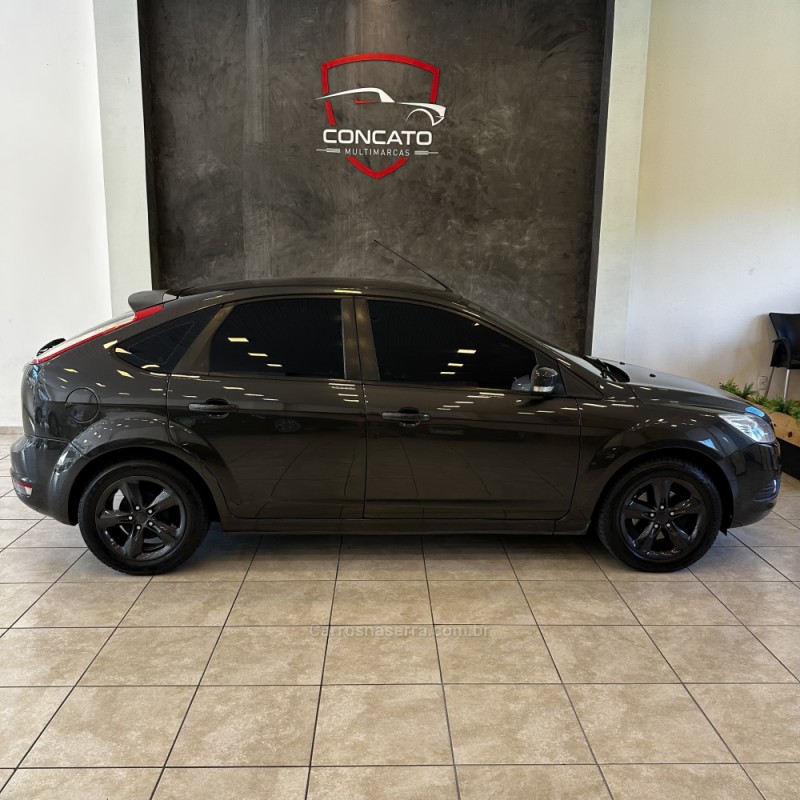 FOCUS 1.6 8V FLEX 4P MANUAL - 2012 - FARROUPILHA