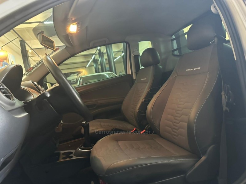 SAVEIRO 1.6 CROSS CE 8V FLEX 2P MANUAL - 2011 - NOVO HAMBURGO