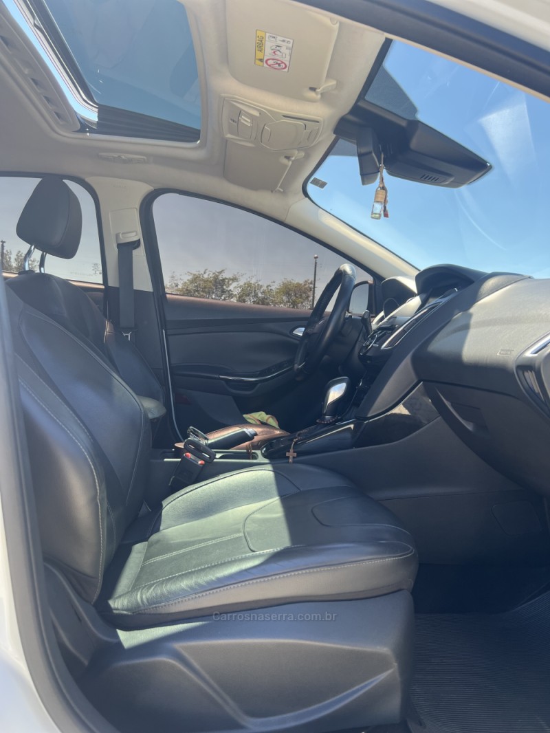 FOCUS 2.0 TITANIUM SEDAN 16V FLEX 4P AUTOMÁTICO - 2016 - ANTôNIO PRADO