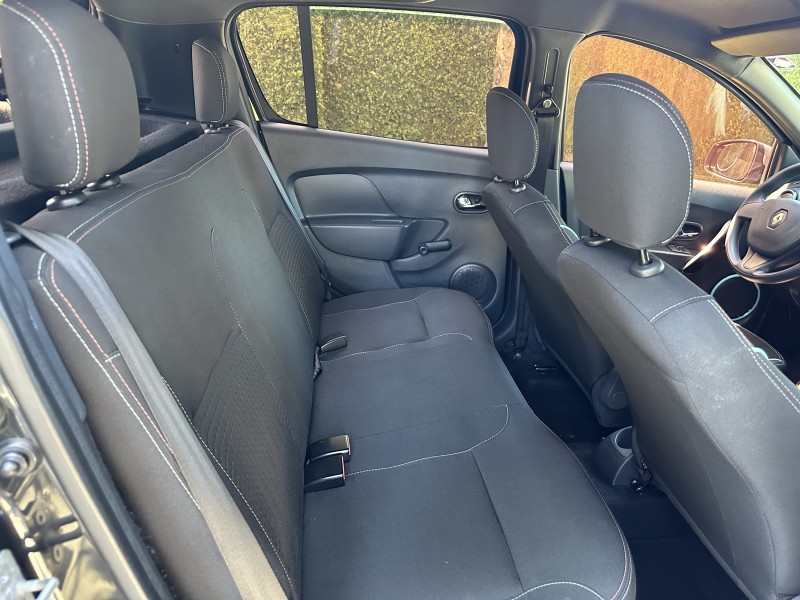 SANDERO 1.0 EXPRESSION 12V FLEX 4P MANUAL - 2017 - CAXIAS DO SUL