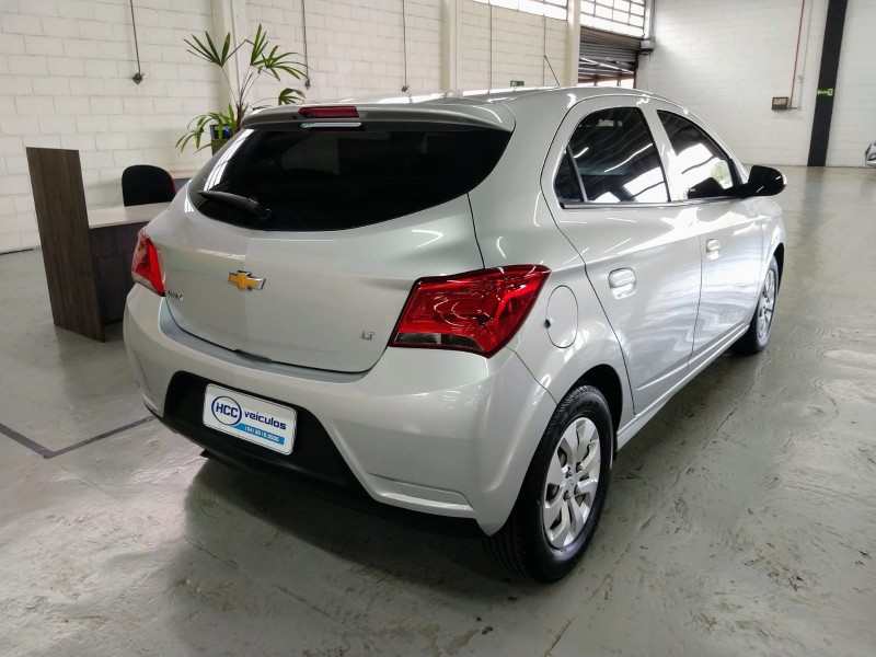 ONIX 1.0 LT PLUS 8V FLEX 4P MANUAL - 2019 - CAXIAS DO SUL