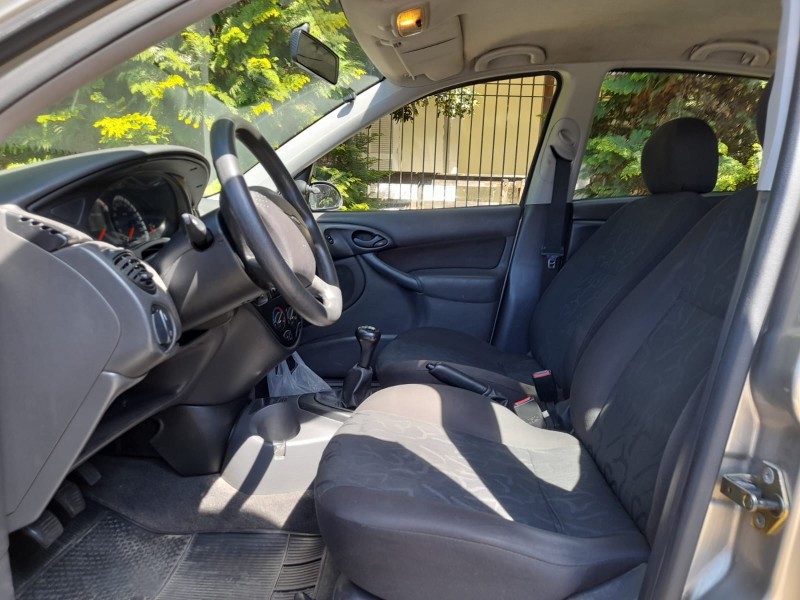 FOCUS 1.6 GL 8V FLEX 4P MANUAL - 2009 - FARROUPILHA