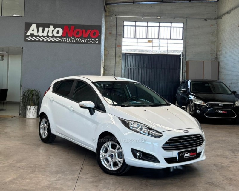 FIESTA 1.6 SE HATCH 16V FLEX 4P AUTOMÁTICO - 2016 - VACARIA