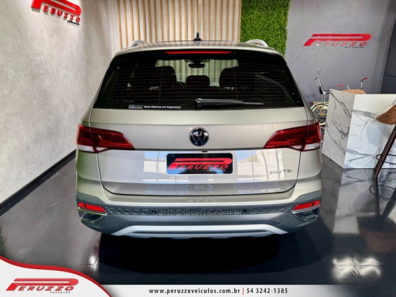 TAOS 1.4 16V HIGHLINE TSI FLEX 4P AUTOMÁTICO - 2024 - NOVA PRATA