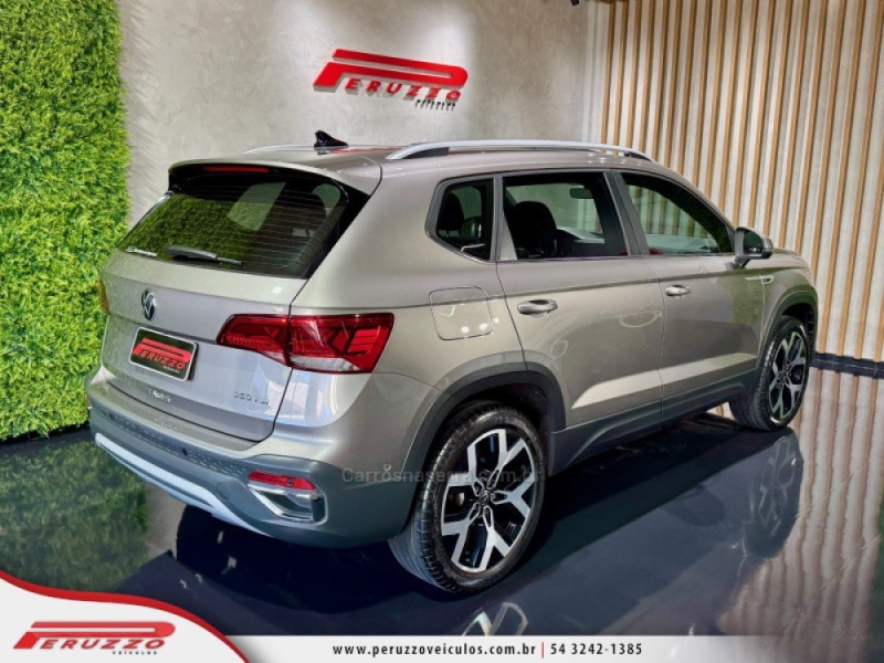 TAOS 1.4 16V HIGHLINE TSI FLEX 4P AUTOMÁTICO - 2024 - NOVA PRATA