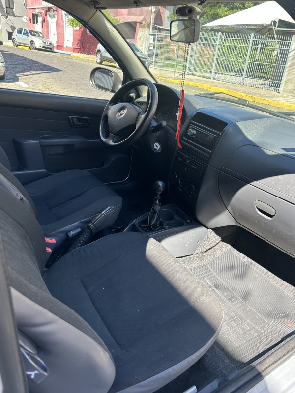 STRADA 1.4 MPI WORKING CE 8V FLEX 2P MANUAL - 2012 - GARIBALDI