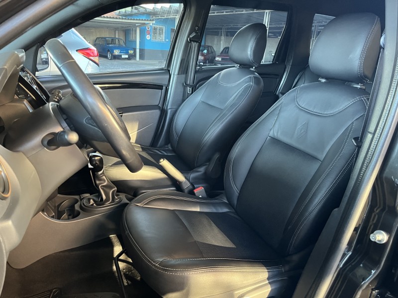 DUSTER 1.6 DYNAMIQUE 4X2 16V FLEX 4P AUTOMÁTICO - 2018 - GARIBALDI