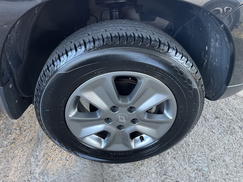 DUSTER 1.6 DYNAMIQUE 4X2 16V FLEX 4P AUTOMÁTICO - 2018 - GARIBALDI