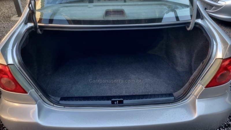 COROLLA 1.8 SE-G 16V GASOLINA 4P AUTOMÁTICO - 2004 - CAXIAS DO SUL