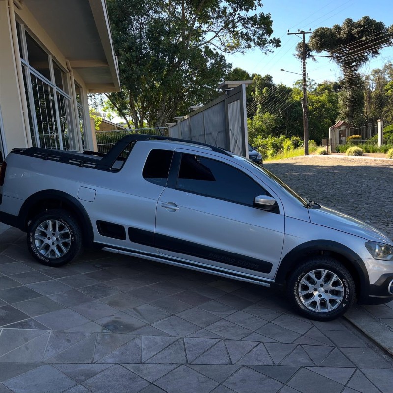SAVEIRO 1.6 CROSS CE 16V FLEX 2P MANUAL - 2014 - NOVA PETRóPOLIS