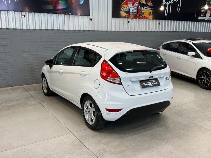 FIESTA 1.6 SE HATCH 16V FLEX 4P MANUAL - 2014 - CAXIAS DO SUL