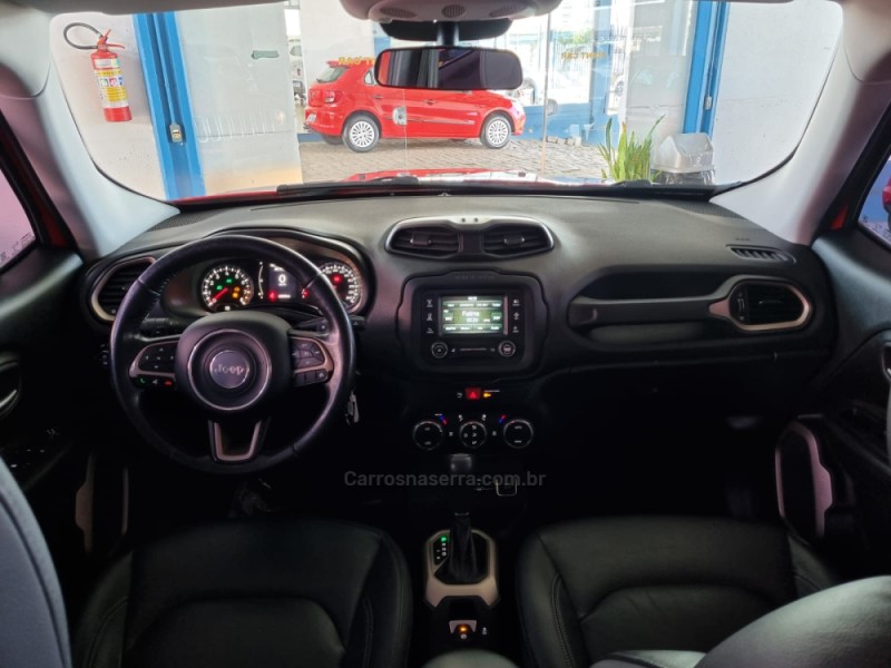RENEGADE 1.8 16V FLEX LONGITUDE 4P AUTOMÁTICO - 2016 - VACARIA