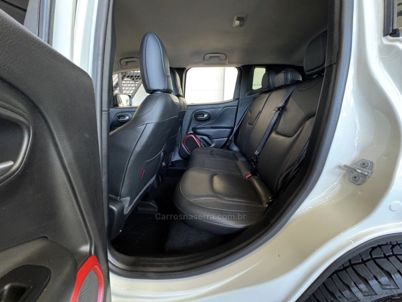 RENEGADE 2.0 16V TURBO DIESEL TRAILHAWK 4P 4X4 AUTOMÁTICO - 2021 - BENTO GONçALVES