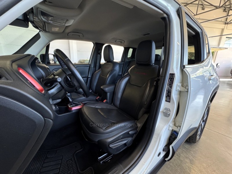 RENEGADE 2.0 16V TURBO DIESEL TRAILHAWK 4P 4X4 AUTOMÁTICO - 2021 - BENTO GONçALVES