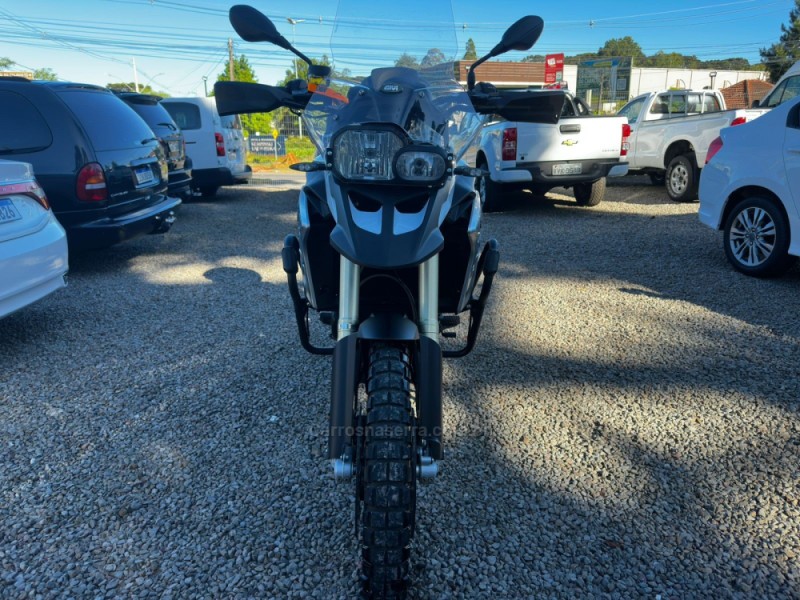 F 800 GS - 2017 - CANELA
