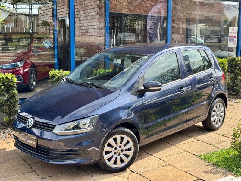 FOX 1.6 MSI TRENDLINE 8V FLEX 4P MANUAL - 2016 - LAGOA VERMELHA