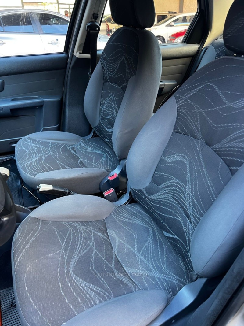 SIENA 1.0 MPI EL 8V FLEX 4P MANUAL - 2014 - NOVO HAMBURGO