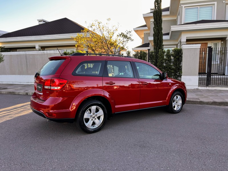 JOURNEY 3.6 SXT V6 GASOLINA 4P AUTOMÁTICO - 2013 - BENTO GONçALVES