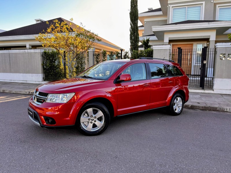 journey 3.6 sxt v6 gasolina 4p automatico 2013 bento goncalves