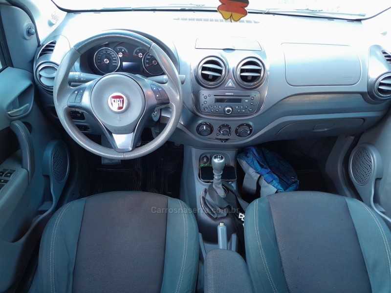 PALIO 1.6 MPI ESSENCE 16V FLEX 4P MANUAL - 2013 - NOVA PRATA