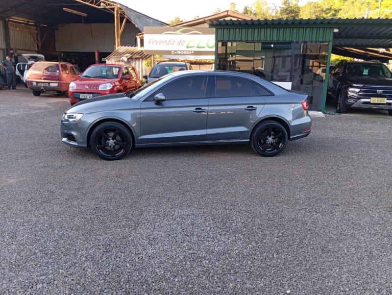 A3 1.4 TFSI SEDAN AMBIENTE 16V FLEX 4P TIPTRONIC - 2017 - PICADA CAFé