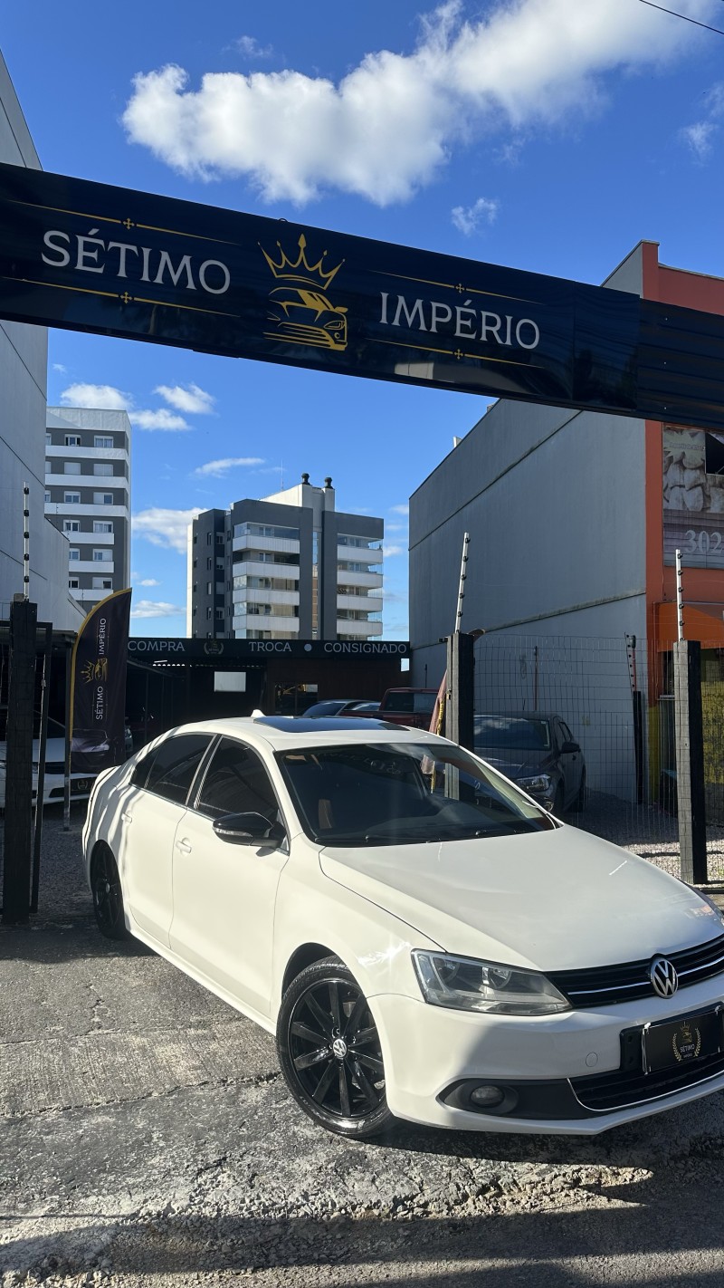 JETTA 2.0 COMFORTLINE FLEX 4P TIPTRONIC - 2012 - CAXIAS DO SUL
