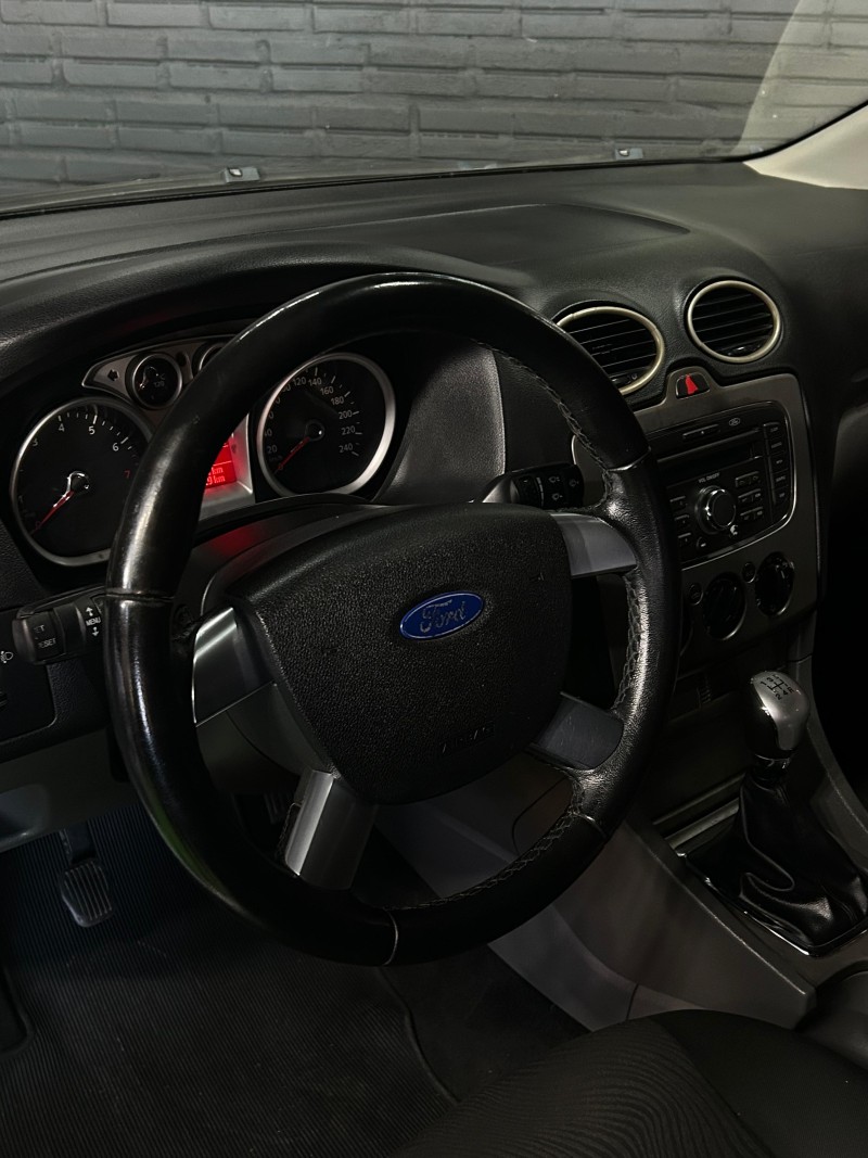 FOCUS 1.6 S 16V FLEX 4P MANUAL - 2013 - FELIZ