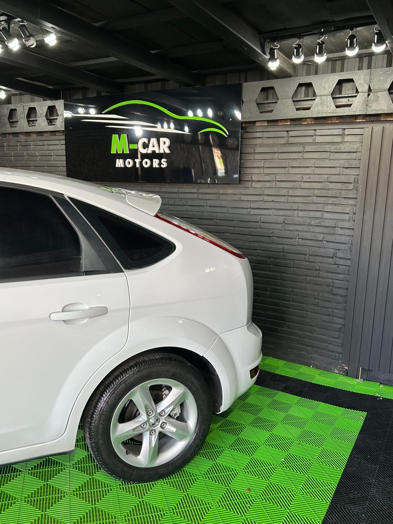 FOCUS 1.6 S 16V FLEX 4P MANUAL - 2013 - FELIZ