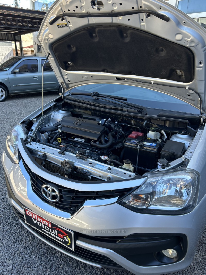 ETIOS 1.5 PLATINUM 16V FLEX 4P AUTOMÁTICO - 2018 - CARAZINHO