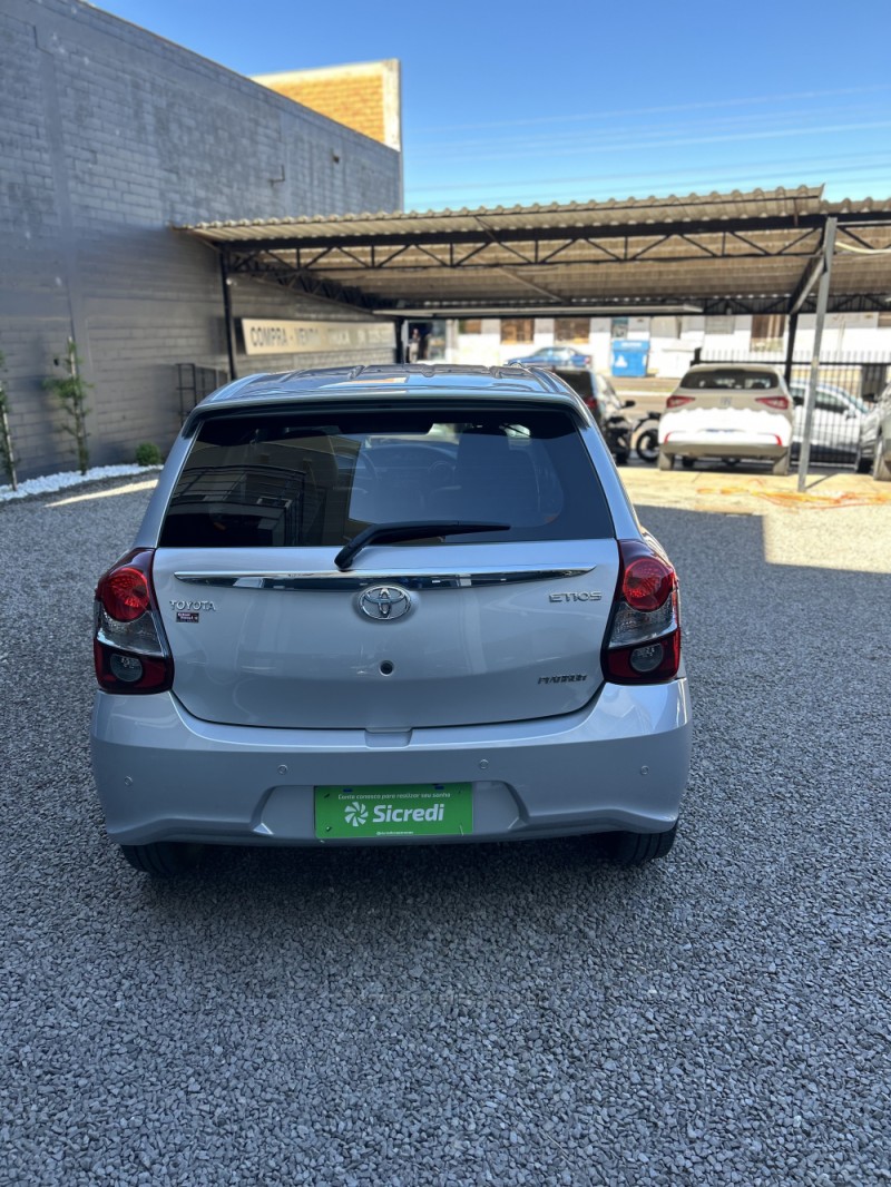 ETIOS 1.5 PLATINUM 16V FLEX 4P AUTOMÁTICO - 2018 - CARAZINHO