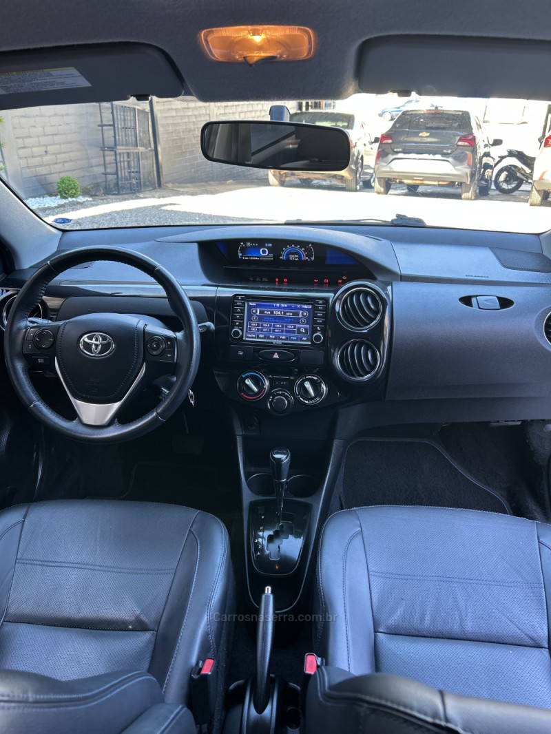 ETIOS 1.5 PLATINUM 16V FLEX 4P AUTOMÁTICO - 2018 - CARAZINHO