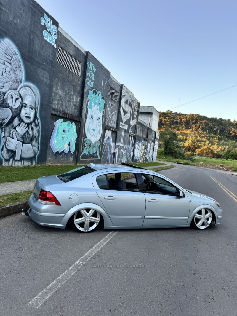 VECTRA 2.0 MPFI ELEGANCE 8V 140CV FLEX 4P MANUAL - 2007 - CAXIAS DO SUL