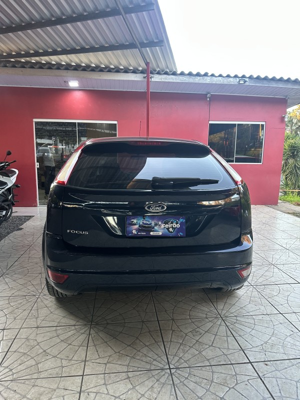 FOCUS 1.6 8V FLEX 4P MANUAL - 2011 - CAXIAS DO SUL