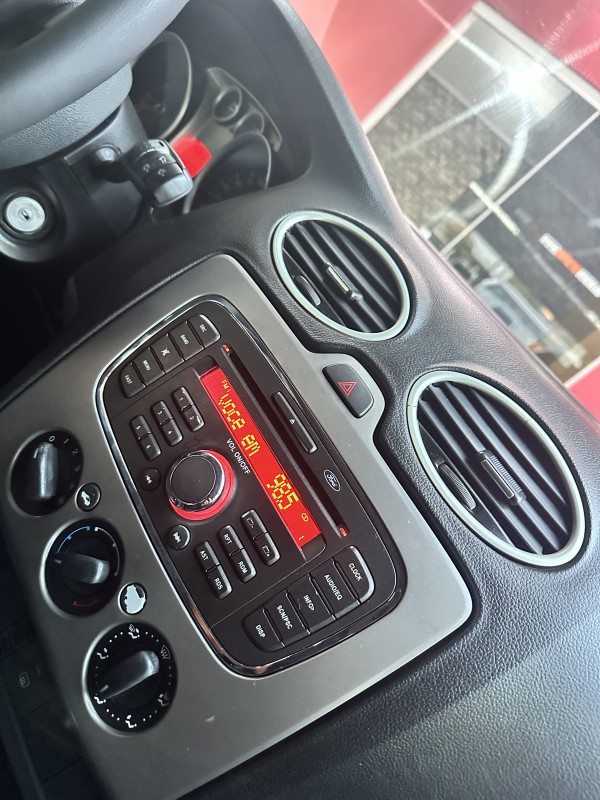 FOCUS 1.6 8V FLEX 4P MANUAL - 2011 - CAXIAS DO SUL