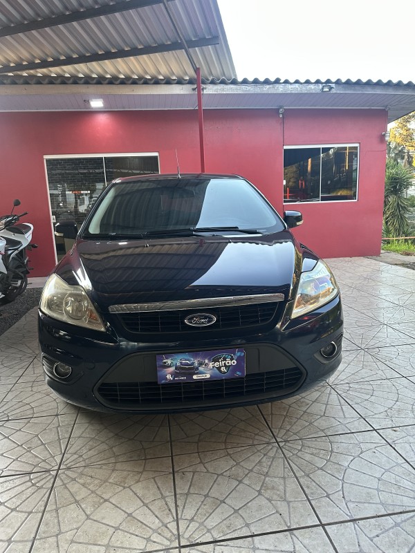 FOCUS 1.6 8V FLEX 4P MANUAL - 2011 - CAXIAS DO SUL