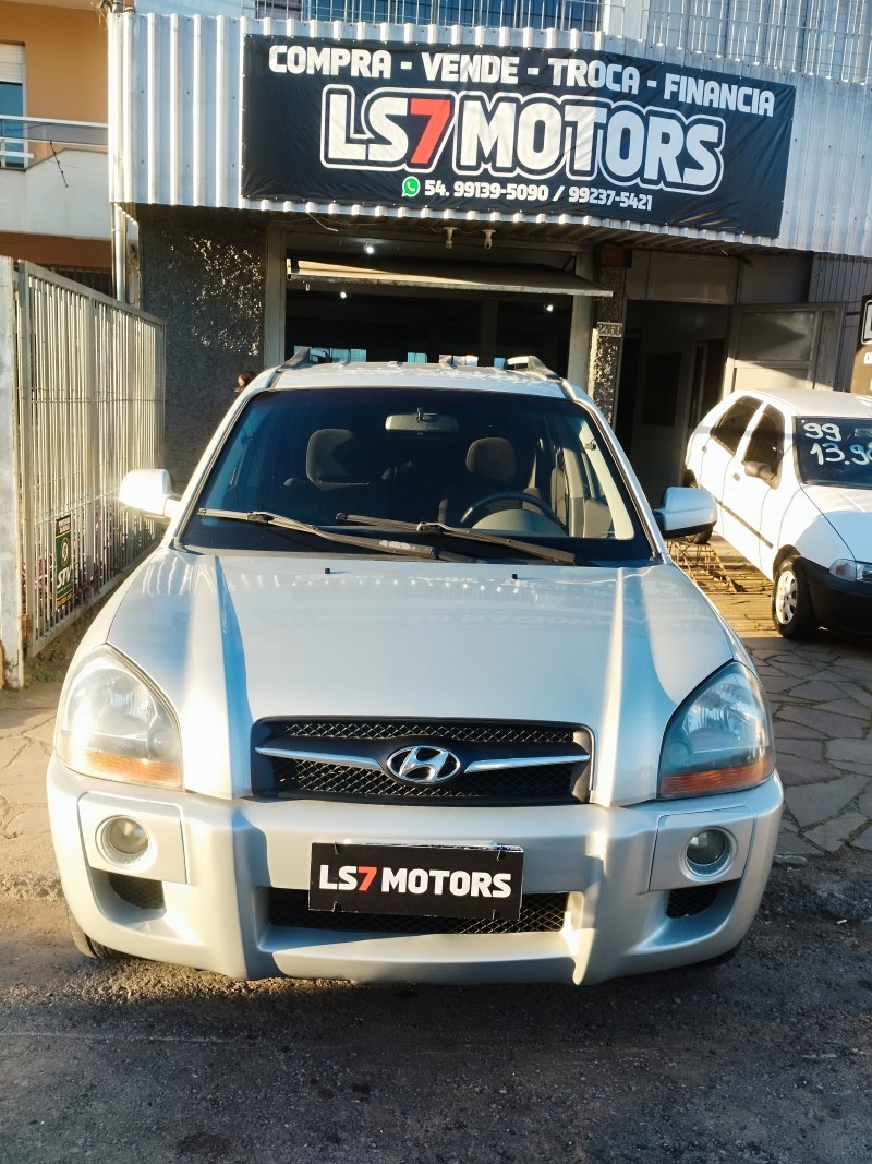 TUCSON 2.0 MPFI GLS 16V 143CV 2WD GASOLINA 4P AUTOMÁTICO - 2011 - CAXIAS DO SUL