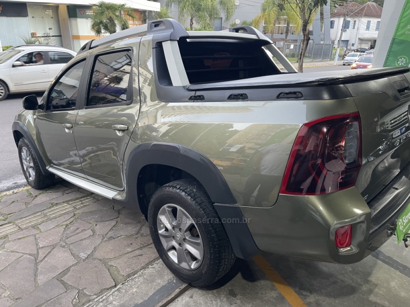 DUSTER OROCH 2.0 16V FLEX DYNAMIQUE 4P MANUAL - 2016 - BENTO GONçALVES