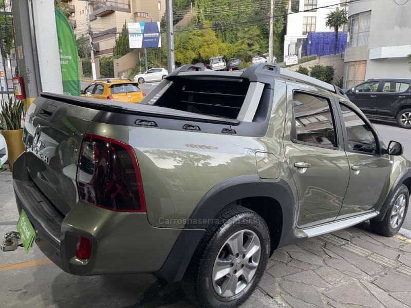 DUSTER OROCH 2.0 16V FLEX DYNAMIQUE 4P MANUAL - 2016 - BENTO GONçALVES