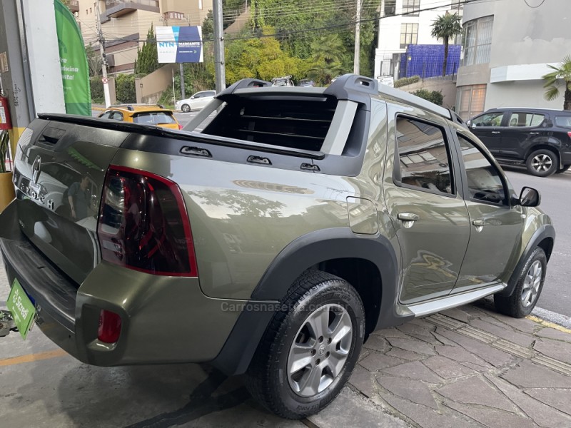 DUSTER OROCH 2.0 16V FLEX DYNAMIQUE 4P MANUAL - 2016 - BENTO GONçALVES