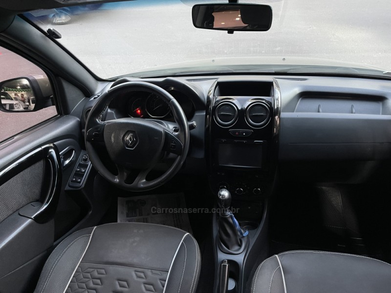 DUSTER OROCH 2.0 16V FLEX DYNAMIQUE 4P MANUAL - 2016 - BENTO GONçALVES
