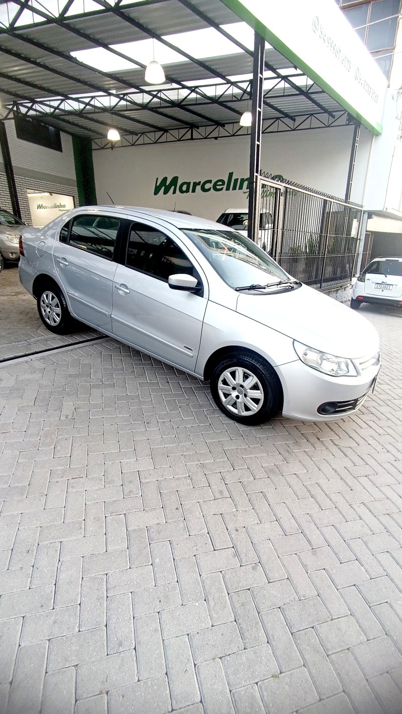 VOYAGE 1.0 MI CITY 8V FLEX 4P MANUAL - 2010 - CAXIAS DO SUL