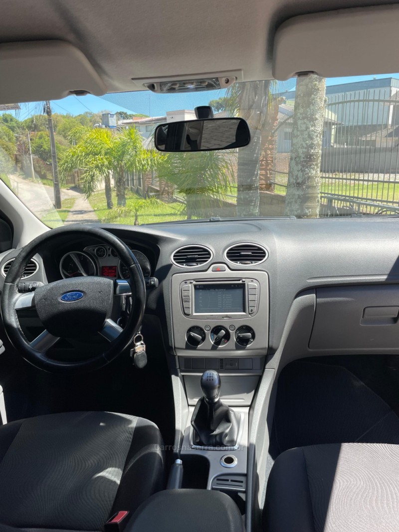 FOCUS 1.6 SE 16V FLEX 4P MANUAL - 2012 - CAXIAS DO SUL